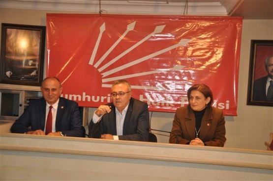 CHP'li Dursun Çiçek, Uşak'taki “Darbe ve Hukuk“ konulu panelde konuştu!