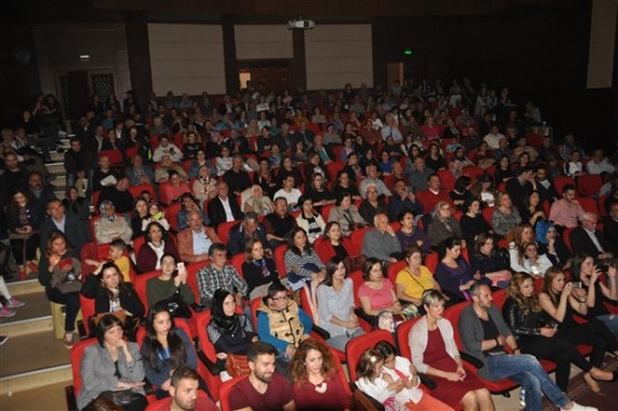 Musiki Derneği Korosundan Uşaklılara Türk Halk Müziği Ziyafeti!