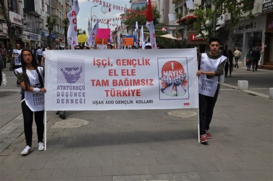 1 Mayıs İşçi Bayramı Uşak'ta Kutlandı!