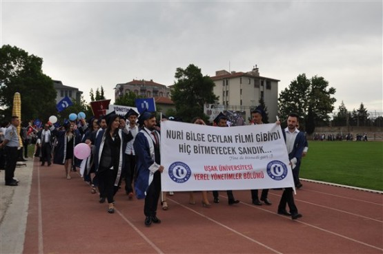 Uşak Üniversitesi 2017 mezuniyet töreni gerçekleştirildi!