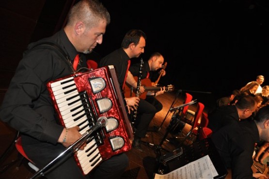 Musiki Derneği Korosundan Uşaklılara Türk Halk Müziği Ziyafeti!