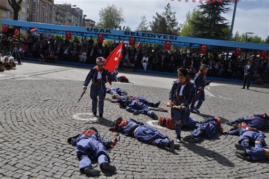 Uşak’ta 23 Nisan Ulusal Egemenlik ve Çocuk Bayramı Coşkuyla Kutlandı!