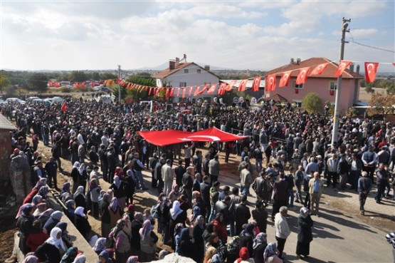 Uşak, Şehidini ebediyete uğurladı!