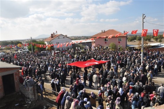 Uşak, Şehidini ebediyete uğurladı!