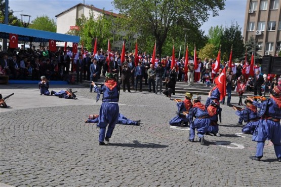 Uşak’ta 23 Nisan Ulusal Egemenlik ve Çocuk Bayramı Coşkuyla Kutlandı!