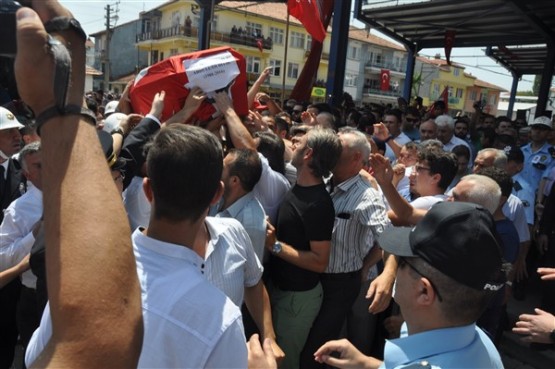 Uşak şehidini ebediyete uğurladı