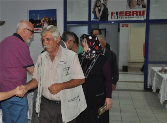 CHP Uşak Teşkilatı mahalle ve köy muhtarları ile iftarda buluştu