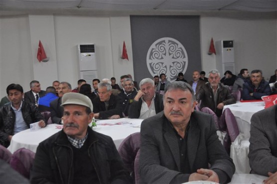 Ülkü Ocakları Genel Başkanları Uşak'tan, Tekiye değil Türkiye olarak yaşamak için HAYIR diyoruz diye haykırdı