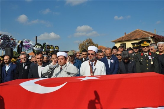 Uşak, Şehidini ebediyete uğurladı!