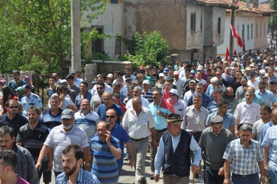 Uşak şehidini ebediyete uğurladı