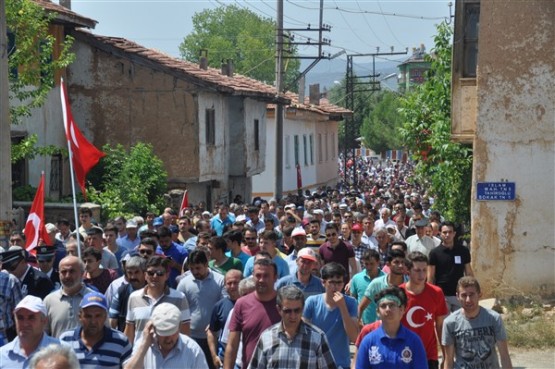 Uşak şehidini ebediyete uğurladı