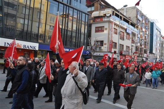 Uşak'ta Çanakkale Şehitleri Böyle Hep Birlikte Omuz Omuza Anıldı