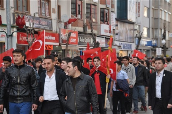 Uşak'ta Çanakkale Şehitleri Böyle Hep Birlikte Omuz Omuza Anıldı