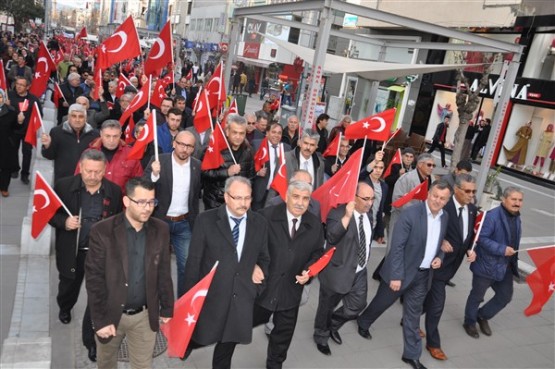 Uşak'ta Çanakkale Şehitleri Böyle Hep Birlikte Omuz Omuza Anıldı