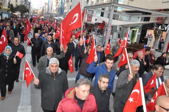 Uşak'ta Çanakkale Şehitleri Böyle Hep Birlikte Omuz Omuza Anıldı