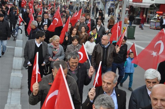 Uşak'ta Çanakkale Şehitleri Böyle Hep Birlikte Omuz Omuza Anıldı