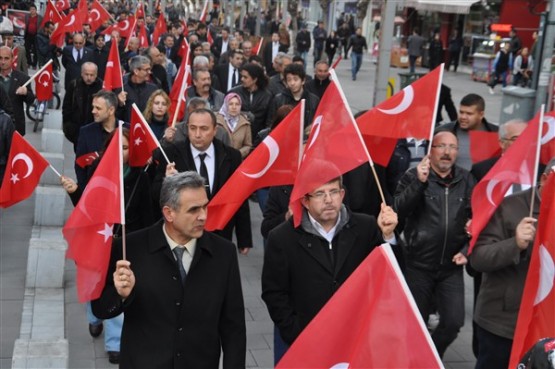 Uşak'ta Çanakkale Şehitleri Böyle Hep Birlikte Omuz Omuza Anıldı