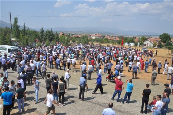 Uşak şehidini ebediyete uğurladı