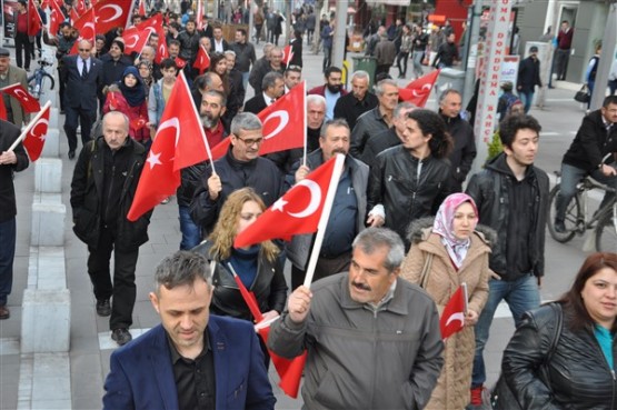 Uşak'ta Çanakkale Şehitleri Böyle Hep Birlikte Omuz Omuza Anıldı