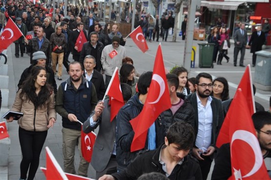 Uşak'ta Çanakkale Şehitleri Böyle Hep Birlikte Omuz Omuza Anıldı