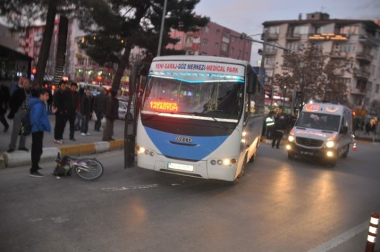 Yolcu Midibüsünün Çarptığı Yaşlı Adam Hayatını Kaybetti!