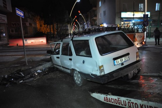 Uşak'ta dikkatsizlik sonucu meydana gelen kazada 2 kişi Yaralandı!