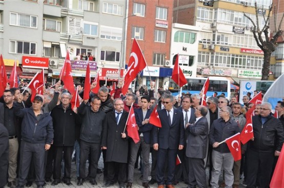 Uşak'ta Çanakkale Şehitleri Böyle Hep Birlikte Omuz Omuza Anıldı