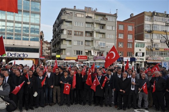 Uşak'ta Çanakkale Şehitleri Böyle Hep Birlikte Omuz Omuza Anıldı