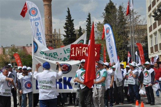 1 Mayıs İşçi Bayramı Uşak'ta Kutlandı!