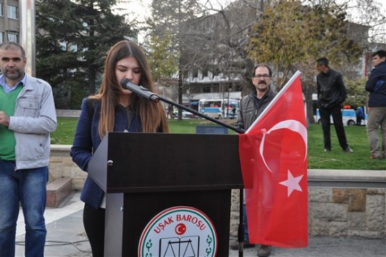 Uşak'ta Çanakkale Şehitleri Böyle Hep Birlikte Omuz Omuza Anıldı