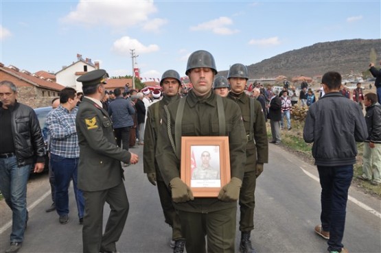 Uşak, Şehidini ebediyete uğurladı!