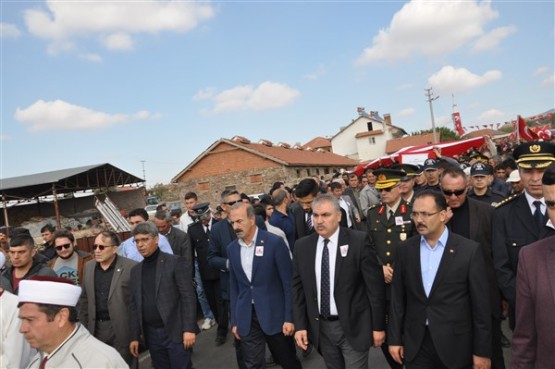 Uşak, Şehidini ebediyete uğurladı!