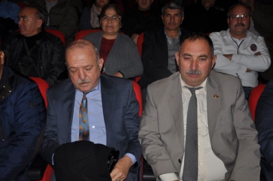 CHP Genel Başkan Yardımcısı Böke, Uşak'taki panelde iktidara yüklendi!