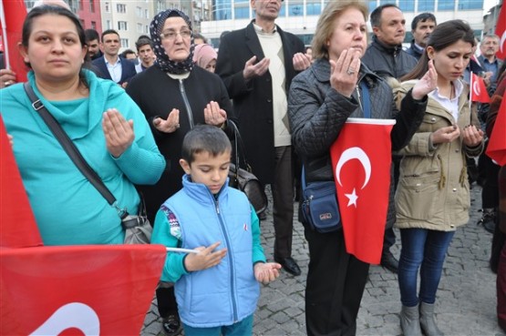 Uşak'ta Çanakkale Şehitleri Böyle Hep Birlikte Omuz Omuza Anıldı