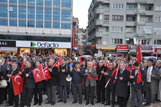 Uşak'ta Çanakkale Şehitleri Böyle Hep Birlikte Omuz Omuza Anıldı