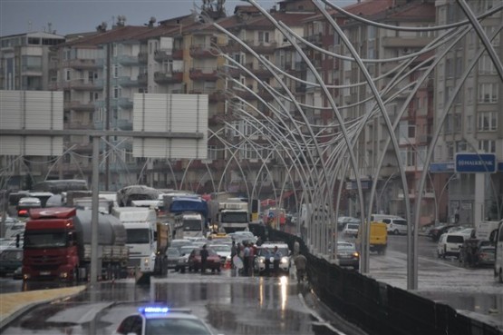 Ödüllü şehir Uşak'ın yağmurdan sonra ortaya çıkan görüntüleri!