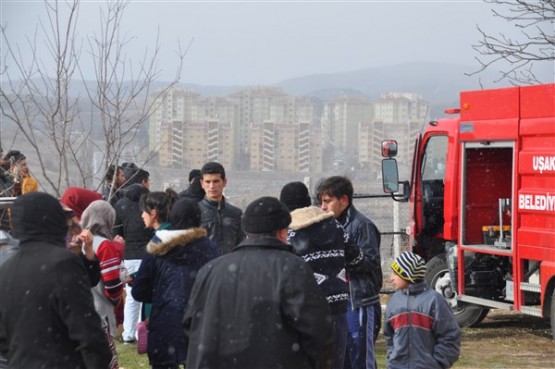 Elektrik Kontağından Çıkan Yangında Bir Ev Kullanılamaz Hale Geldi!