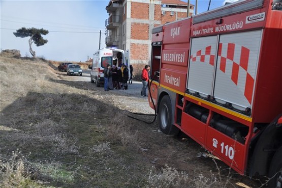 Elektrik Kontağından Çıkan Yangında Bir Ev Kullanılamaz Hale Geldi!