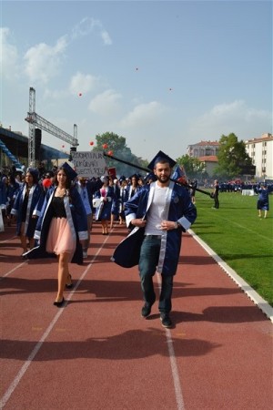 Uşak Üniversitesi 2016 Mezuniyet Kep Atma Töreni