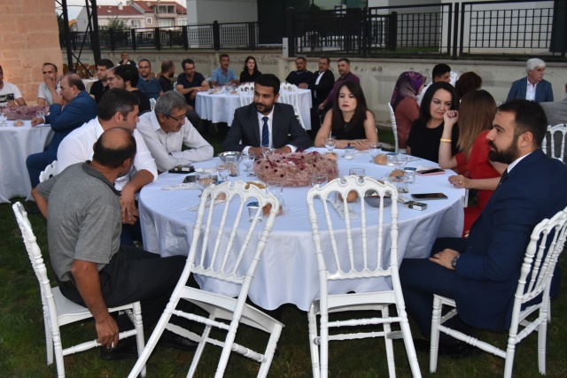 Uşak Ülkü Ocakları Başkanının oğlunun sünnet düğünü Kurultaya dönüştü.