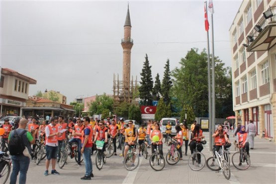 TEMA Vakfı'ndan Uşak'ta bisiklet turu!