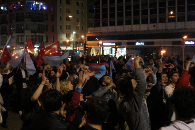 Uşak Halkı 19 Mayıs'ı Fener Alayı İle, Marşlar Eşliğinde Kutladı!