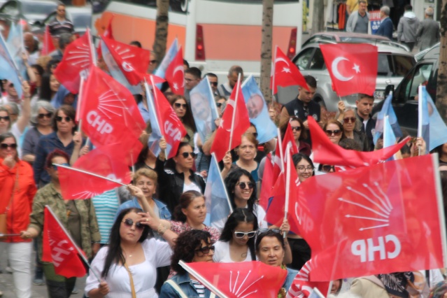 CHP'nin Düzenlediği İktidar Yürüyüşü Gövde Gösterisine Dönüştü!