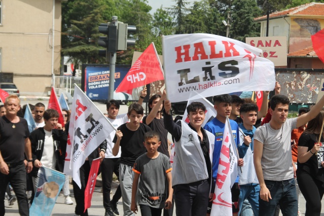 CHP'nin Düzenlediği İktidar Yürüyüşü Gövde Gösterisine Dönüştü!