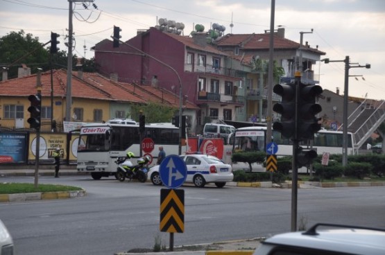 Yüksek gerilim hattının kopması vatandaşları hem korkuttu hem de OEDAŞ'a tepkiye neden oldu!