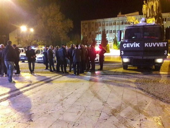 Uşak polisinden tam kadro Acil Eylem Tatbikatı!