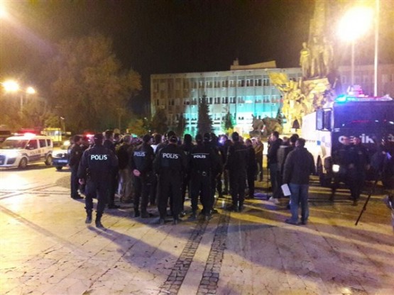 Uşak polisinden tam kadro Acil Eylem Tatbikatı!