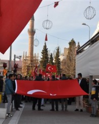 Uşak'ta Çanakkale Şehitleri Böyle Hep Birlikte Omuz Omuza Anıldı