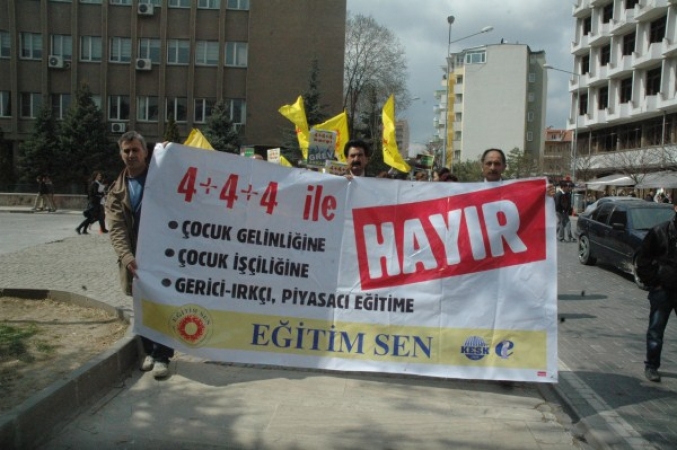 Eğitim Sen,CHP,ÖDP,AYÖP'ten 4+4+4 Tepkisi.